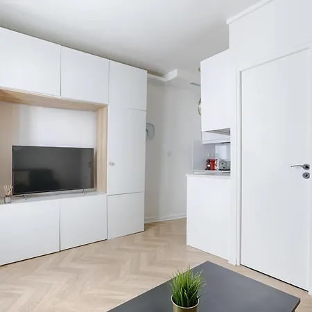 So Ouest Courcelles Magnifique Apartamento *