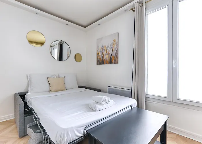 So Ouest Courcelles Magnifique * Levallois-Perret